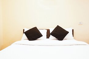 Hotel Della Comfort near Ambreshwar Shiv Mandir, Ambernath