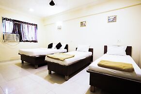 Hotel Della Comfort near Ambreshwar Shiv Mandir, Ambernath