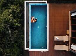 Kotiyagala Luxury Villas