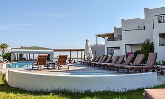 Yria Beach Hotel