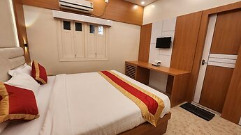 Hotel Priyadarsini