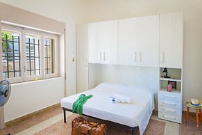 Villetta Rosa Con Attico Near The Sea