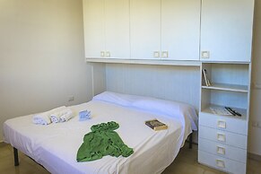 Villetta Rosa Con Attico Near The Sea