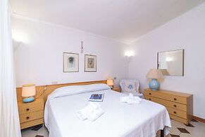 La Lampara House