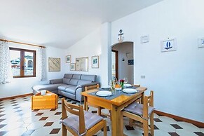 La Lampara House