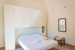 Villetta Rosa With Garden Near The Sea