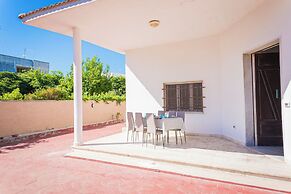 Villetta Rosa With Garden Near The Sea