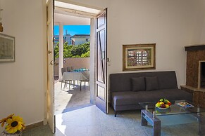 Villetta Rosa With Garden Near The Sea