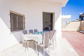 Villetta Rosa With Garden Near The Sea