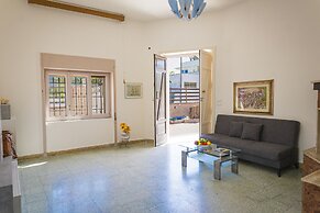 Villetta Rosa With Garden Near The Sea