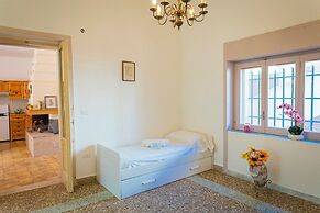 Villetta Rosa With Garden Near The Sea