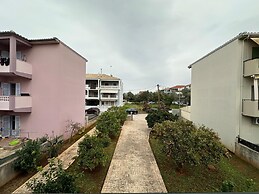 Michael Apartments - Private Parking