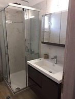 Michael Apartments - Private Parking