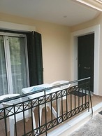 Michael Apartments - Private Parking