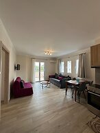 Michael Apartments - Private Parking