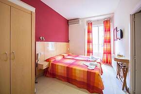 INTER Plaza Mayor - Auto Check-in