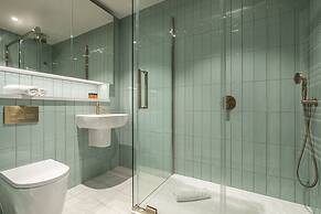 Chic Modern North London Flat