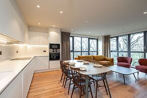 Spacious Flat in North London