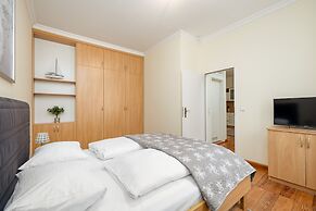 Apartment on Sienkiewicza St. by Renters