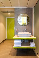 Hotel Le Roi Dehradun