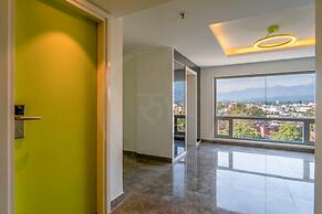 Hotel Le Roi Dehradun