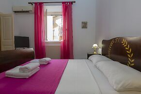 Campiello Apartments