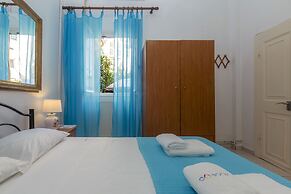 Campiello Apartments