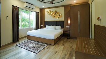 Club Nirvana Boutique Resort Pure-Veg