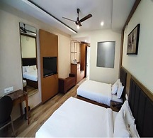 Club Nirvana Boutique Resort Pure-Veg