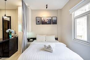 WE HOME Ton That Tung