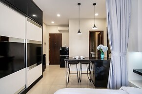 WE HOME Ton That Tung