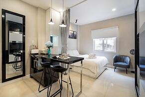 WE HOME Ton That Tung