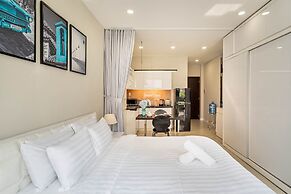 WE HOME Ton That Tung