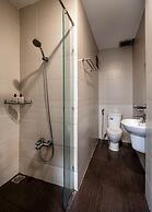 WE HOME Ton That Tung