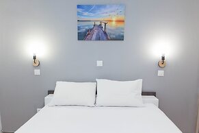 Modern Cozy 1 Bd Piraeus Perfection Apt