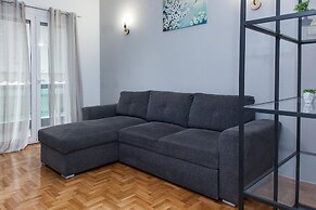 Modern Cozy 1 Bd Piraeus Perfection Apt