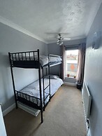 March-2bed Apt - Family Friendly - Pet Friendly