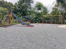 Wayand Whistling Woods