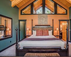 Riverside Cabin 5 Bedroom Home by RedAwning