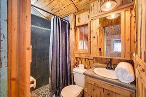 Klamath Falls Cabin w/ Private Sauna & Fire Pit!