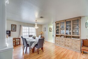 Austin Home w/ Deck - 9 Mi to Zilker Park!