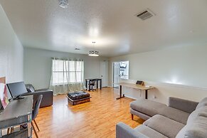 Austin Home w/ Deck - 9 Mi to Zilker Park!