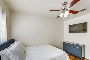 Austin Home w/ Deck - 9 Mi to Zilker Park!