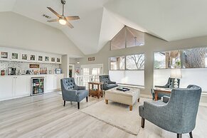 Seguin Riverfront Retreat: Fishing Dock + Kayaks!