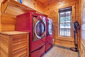 Hot Tub & Dock: Waterfront Cabin in Old Forge!