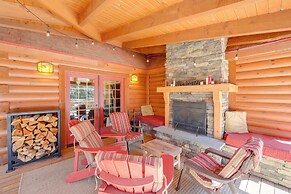 Hot Tub & Dock: Waterfront Cabin in Old Forge!