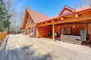 Hot Tub & Dock: Waterfront Cabin in Old Forge!