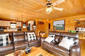 Albrightsville Log Cabin w/ Hot Tub & Fire Pit!