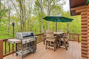 Hot Tub & Fire Pit: Albrightsville Log Cabin!