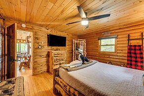 Hot Tub & Fire Pit: Albrightsville Log Cabin!